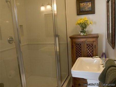 Robinwood Bed And Breakfast Литл-Рок Номер фото