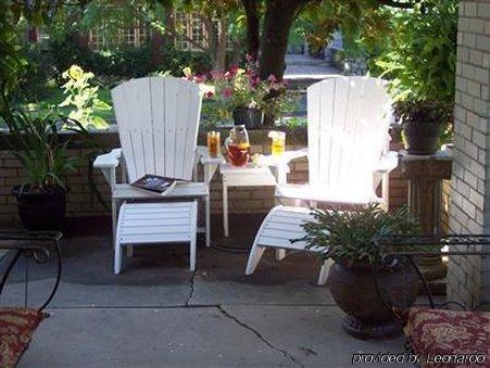 Robinwood Bed And Breakfast Литл-Рок Удобства фото